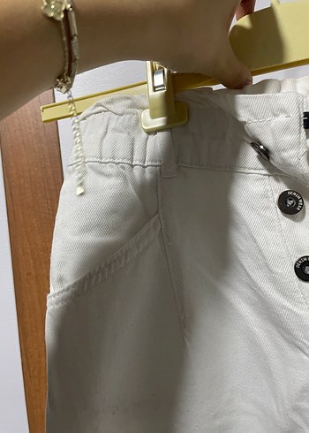 Düğmeli Beyaz Kadın Pantolon - Görsel 4