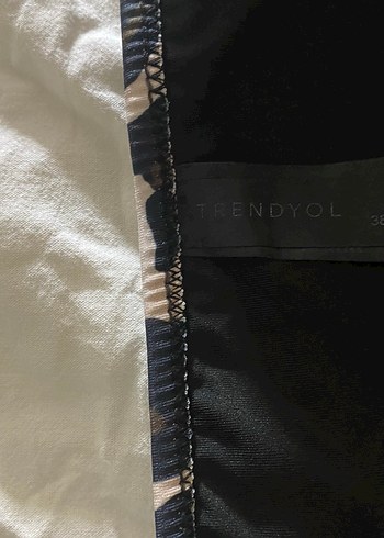 Trendyol & Milla Leopar Desenli Fermuarlı Kadın Bikini