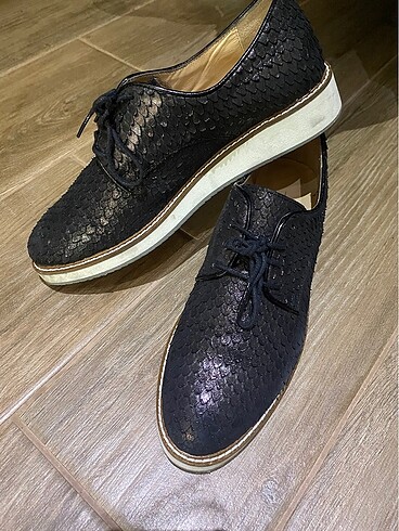 Siyah loafer ayakkabı