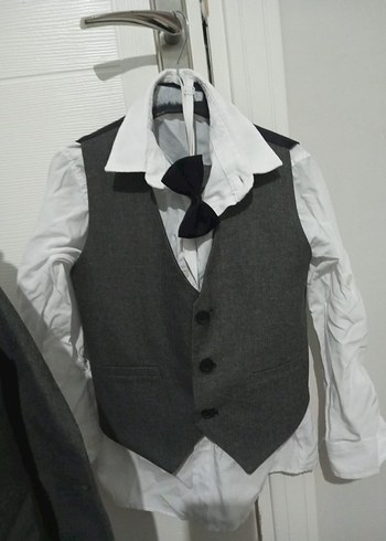 Gri Düğmeli Çocuk Takım Elbise - Görsel 2