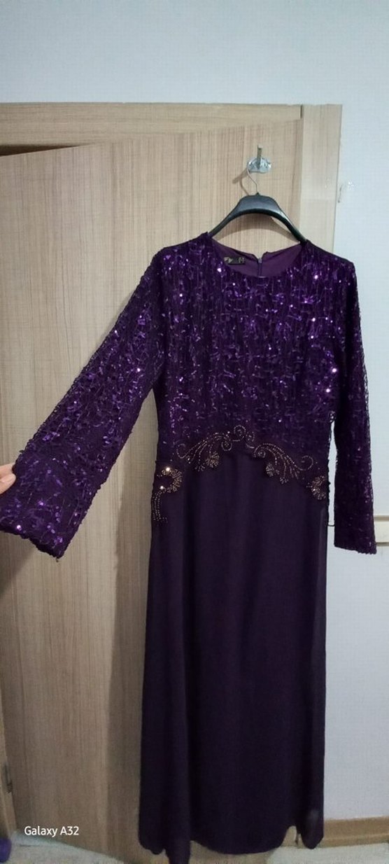 Uzun Kollu Mor Payetli Abiye Elbise - Görsel 4
