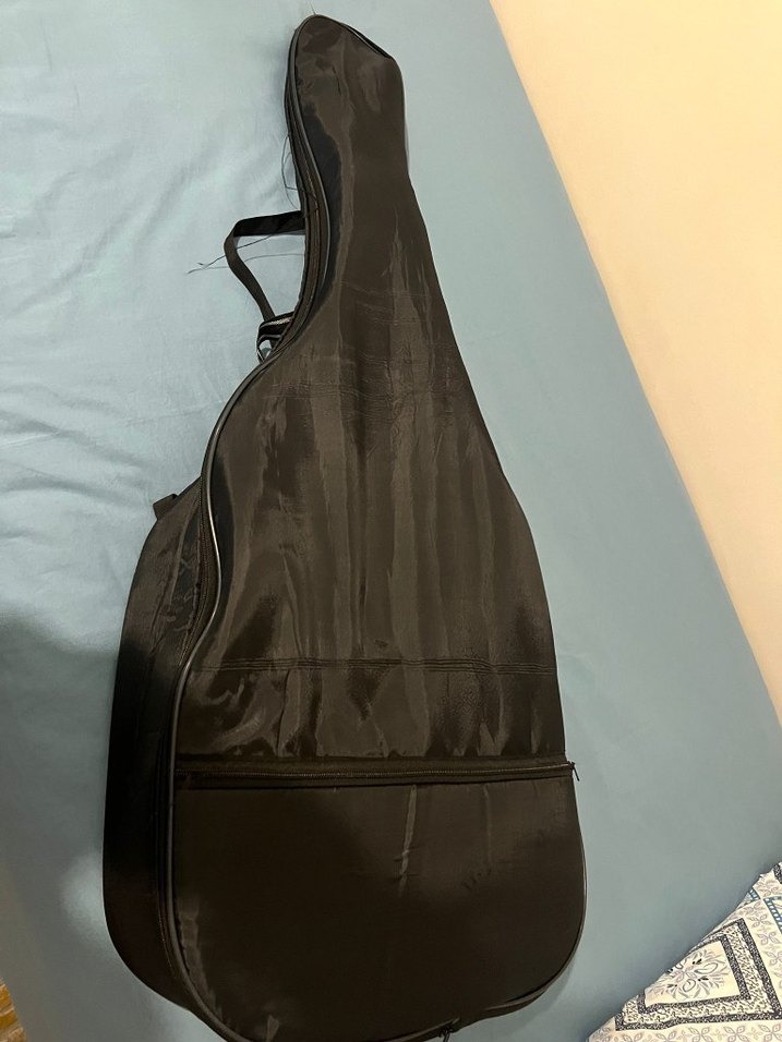 Klasik Siyah Gitar - Görsel 3