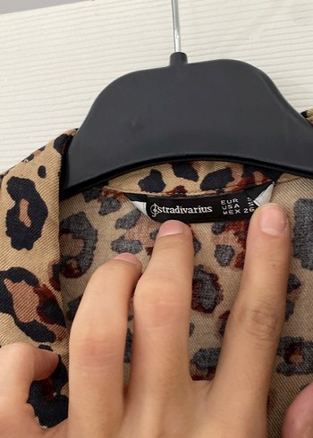 Stradivarius Leoparlı gömlek veya elbise