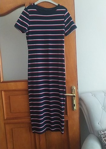 Çizgili Kısa Kollu Uzun Elbise - Görsel 2