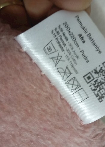 Pembe Baskılı Yatak Örtüsü - Görsel 2