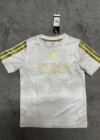 Adidas ürünü