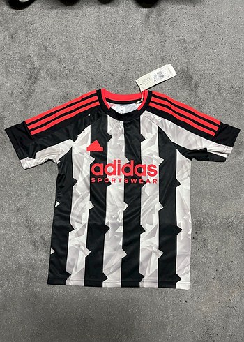 Adidas ürünü