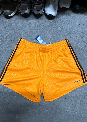 Adidas ürünü