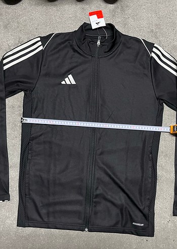 Adidas ürünü