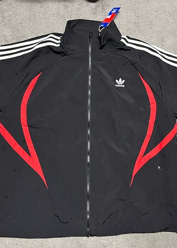 Adidas ürünü