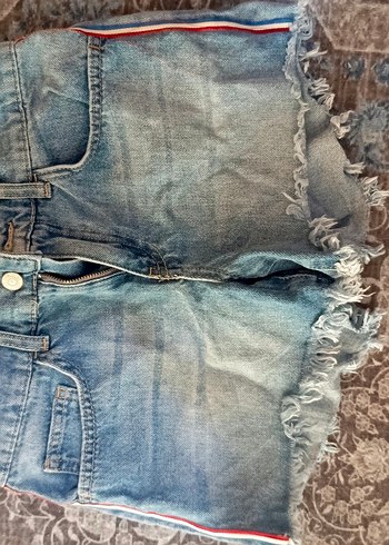 Düğmeli Mini Kadın Denim Şort