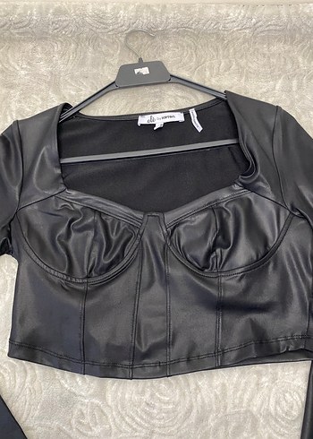 Siyah Deri crop Bluz - Görsel 2