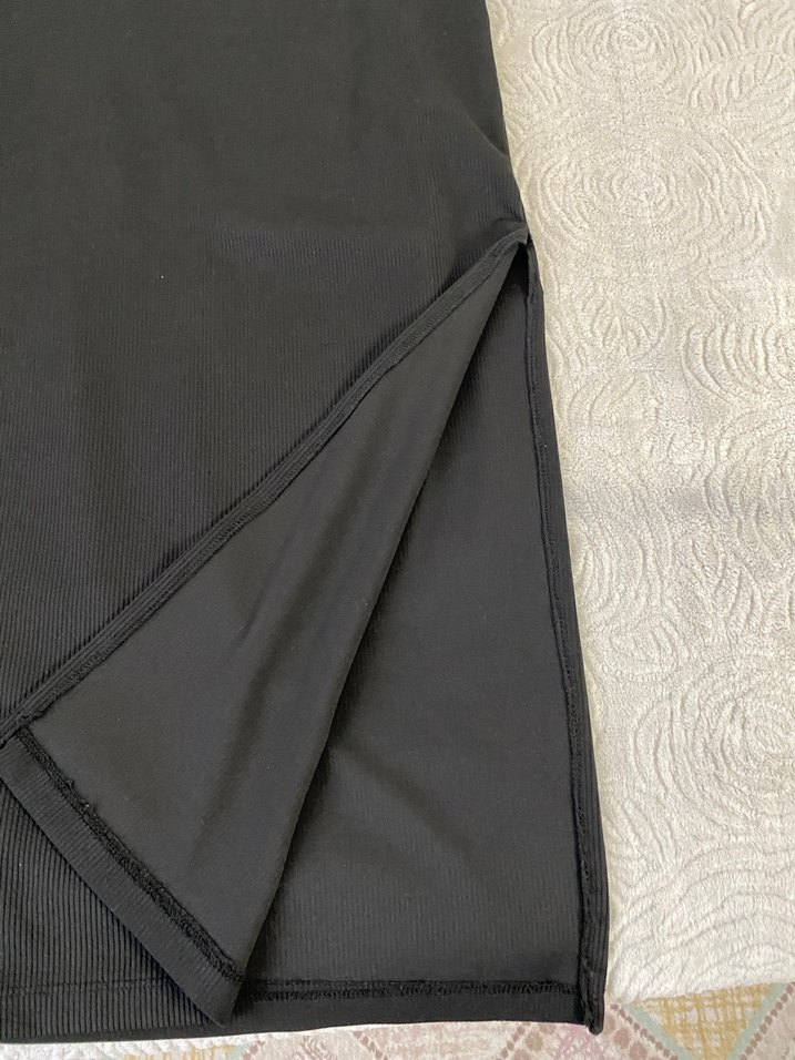 Siyah Uzun yırtmaçlı Dar Kesim Etek - Görsel 3