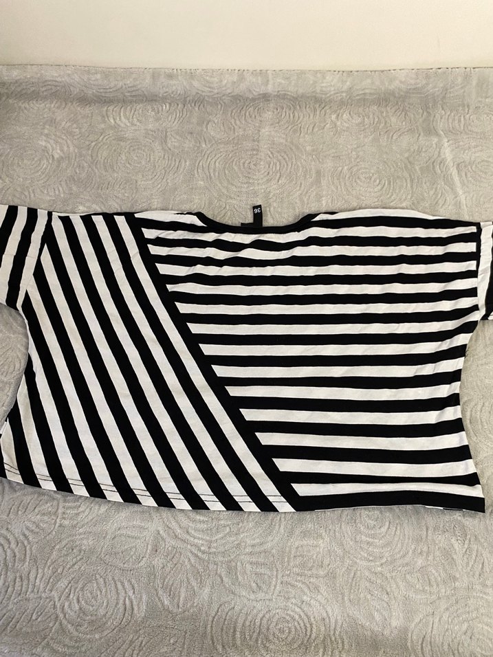 Çizgili Uzun Kollu crop Bluzu - Görsel 4