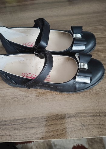 Kız Çocuk Siyah Tokalı Babet Ayakkabı - Görsel 2