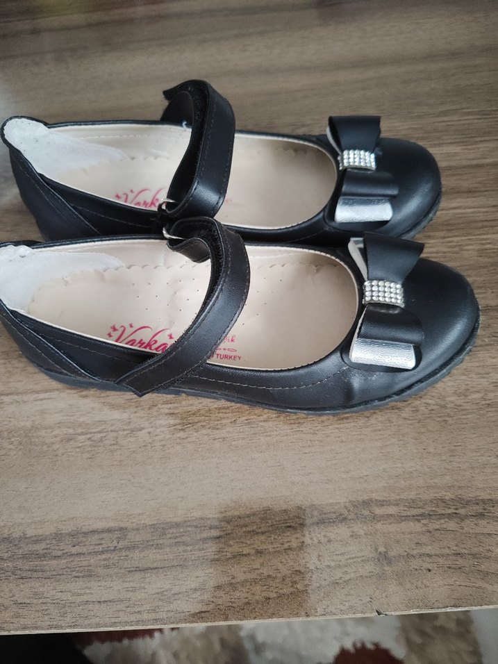 Kız Çocuk Siyah Tokalı Babet Ayakkabı - Görsel 2