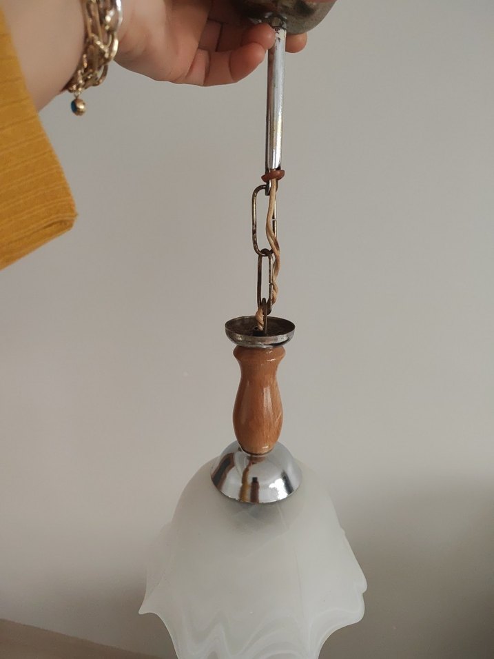 Beyaz Dalgalı Cam Sarkıt Lamba - Görsel 3