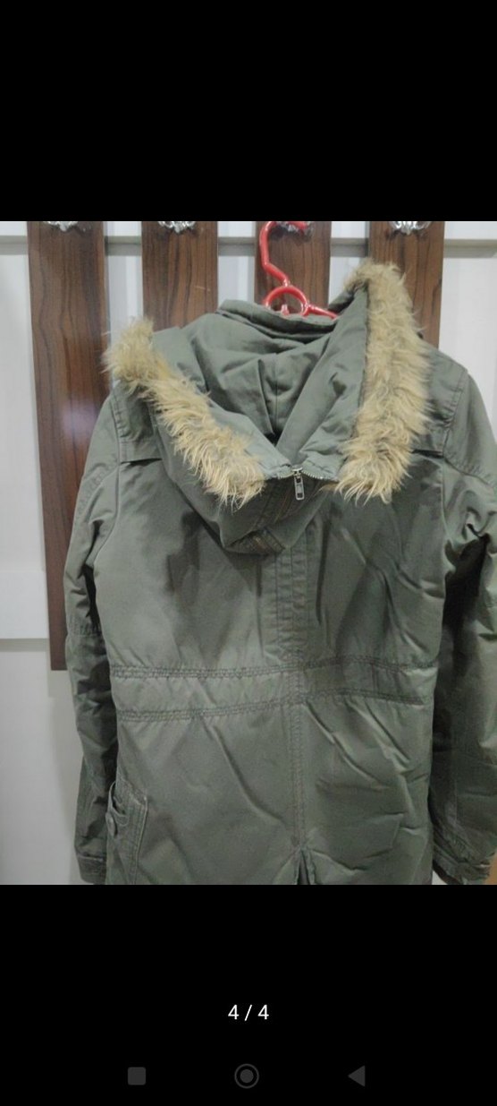 Gri Kadın Kışlık Kürklü Sokak Stili Mont - Görsel 4