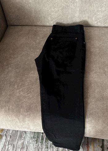 Siyah pantolon yeni - Görsel 2