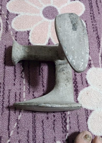 Gri Metal Kapı Tutucu