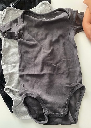 H&M Kısakpllu Body - Görsel 4