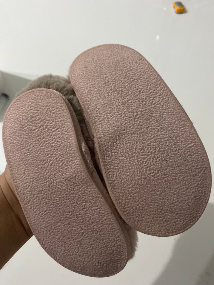 Zara Panduf - Görsel 4