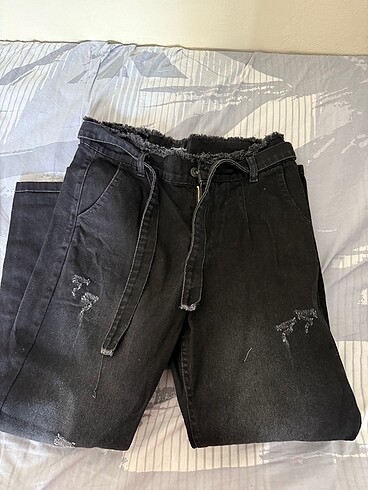 38 Beden siyah Renk Kemerli pantolon