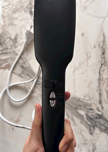 Siyah Saç Düzleştirici Fırça - Görsel 2