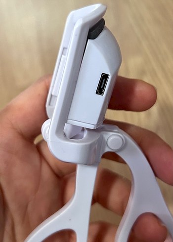 Pierre Cardin Beyaz Kirpik Kıvırıcı - Görsel 2