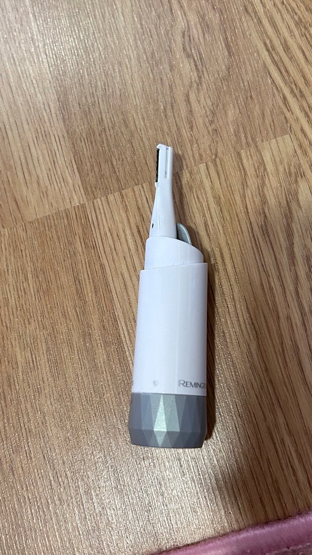 Remington kaş alma cihazı - Görsel 2