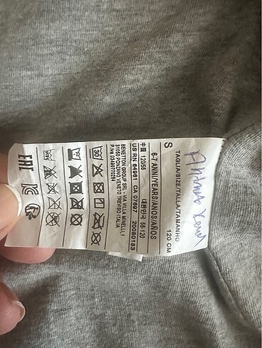 Benetton yağmurluk - Görsel 3