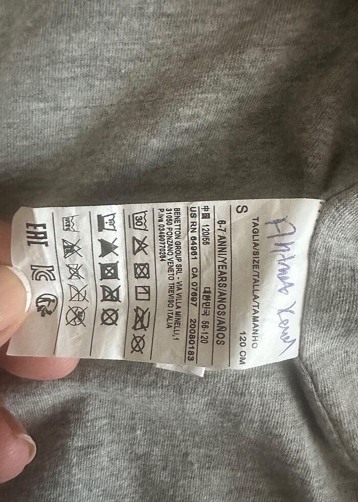 Benetton yağmurluk - Görsel 3