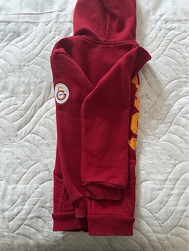 4 Yaş Beden bordo Renk GS Store 2 adet Sweat