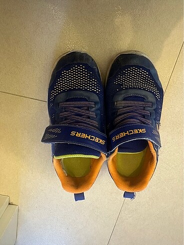 Skechers spor ayakkabı 32 numara
