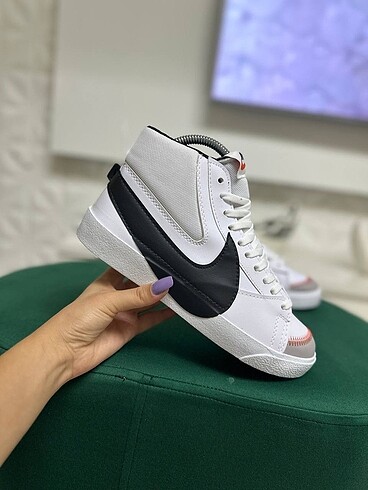 Nike balazer