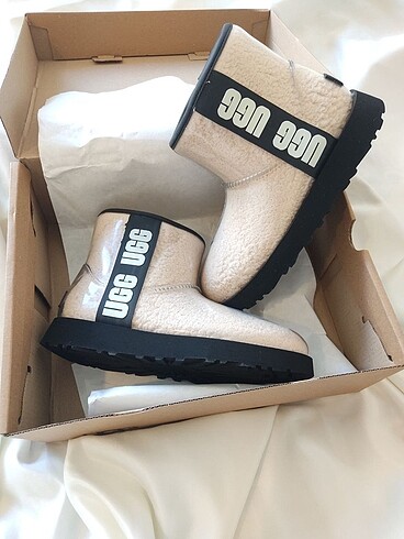 38 Beden Ugg waterproof