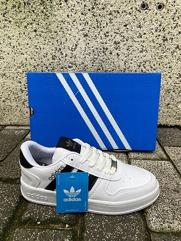 Adidas Spor ayakkabı