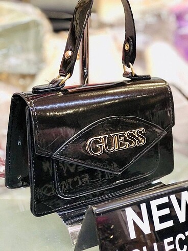 Guess rugan 20/15 Mıknatıs kapamalı Uzun askılı