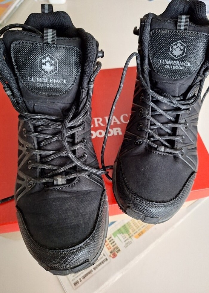 Temiz kullanilmis erkek outdoor ayakkabi - Görsel 2