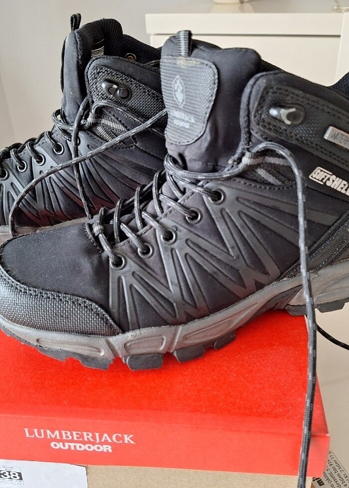 Temiz kullanilmis erkek outdoor ayakkabi - Görsel 4