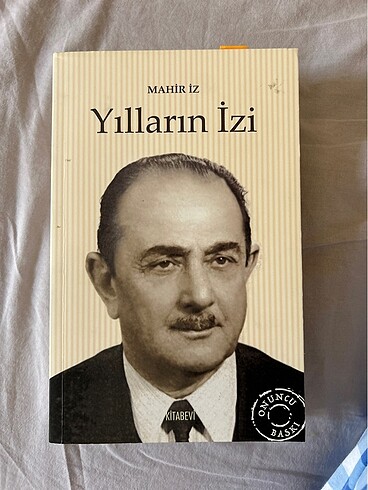 Mahir İz Yılların İzi