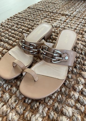 Nine West Bej Yılan Desenli Dolgu Topuk Terlik