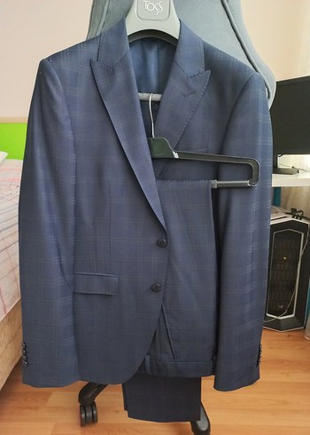 Karaca toss Lacivert Takım Elbise beyaz gömlek lacivert ayakkab
