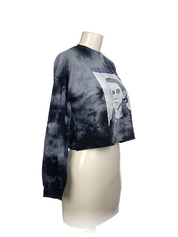 Pull and Bear Pull and Bear T-shirt %70 İndirimli.