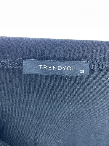 xs Beden çeşitli Renk Trendyol & Milla Sweatshirt %70 İndirimli.