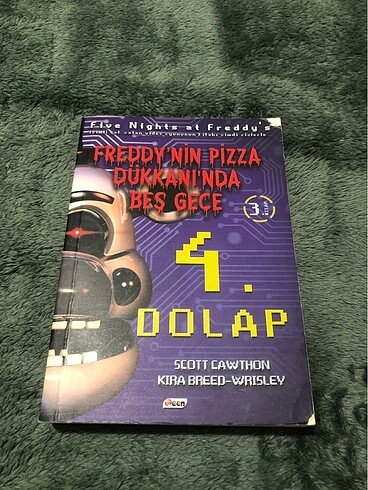 Freddinin piza dukkanı 3 kitap