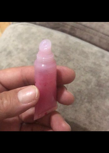 Pastel Pembe Dudak Parlatıcısı - Görsel 3