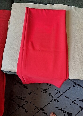 diğer Beden Kırmızı polyester parça kumaş