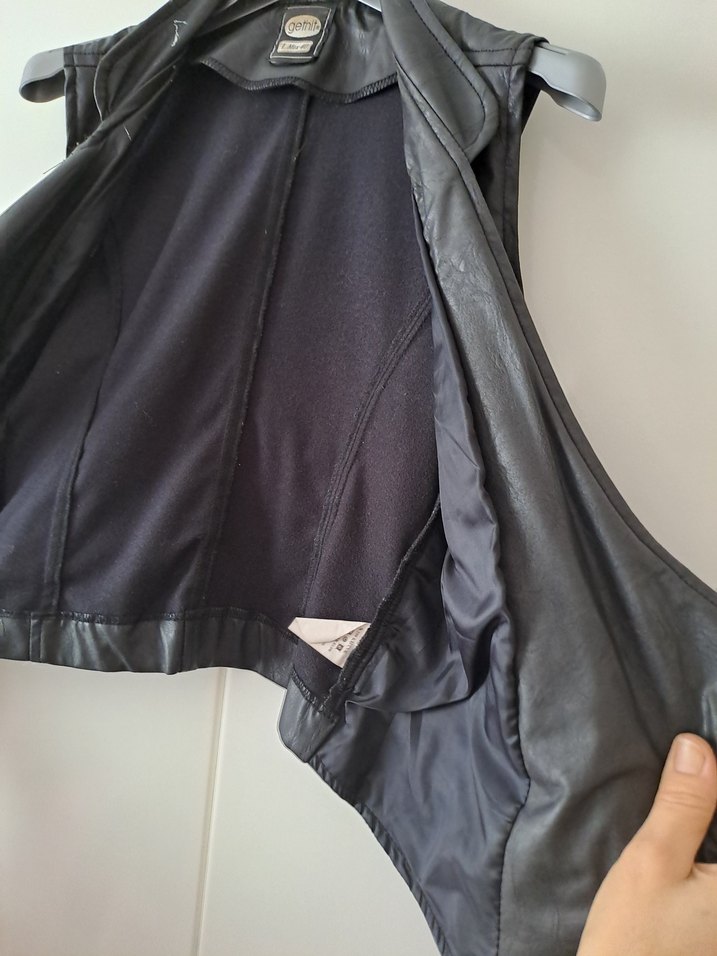 Kemerli Siyah vinleks Deri Biker Yelek - Görsel 3