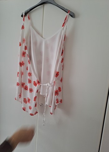 Çiçek Desenli V Yaka Mini Bluz - Görsel 4